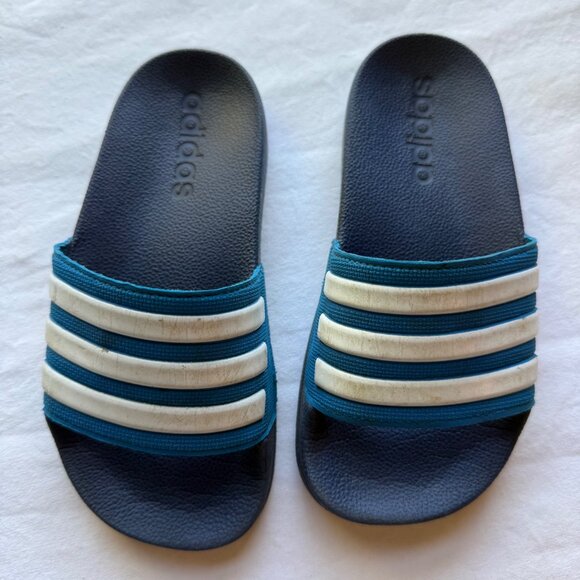 Adidas Kids Blue & White Slide Sandals With Red Logo 11K - Picture 3 of 9